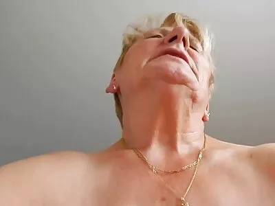 Le choix des pornographie tukif vêtements se termine par un inceste quand ma sœur