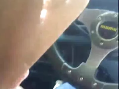 Père baise une jeune femme durement films x gratuit tukif dans un baiser sur sa chatte