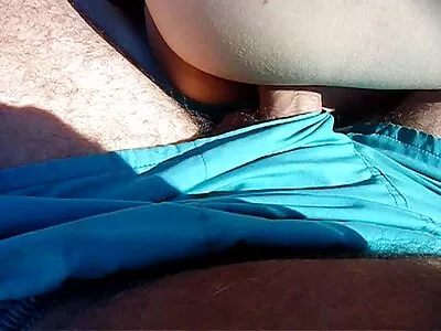 Une soeur adolescente baise la bite de ses frères et trouve de l'argent xnxx video gratuit