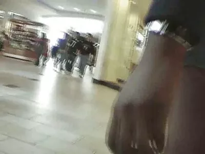 Ce n'est en fait pas un rêve! Maman séduit son fils pour un inceste russe au webcam sex gratis lit