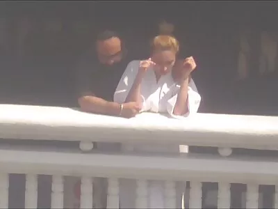 Une soeur lesbienne ne craint pas telecharger video brazzers que son frère rejoigne le gangbang